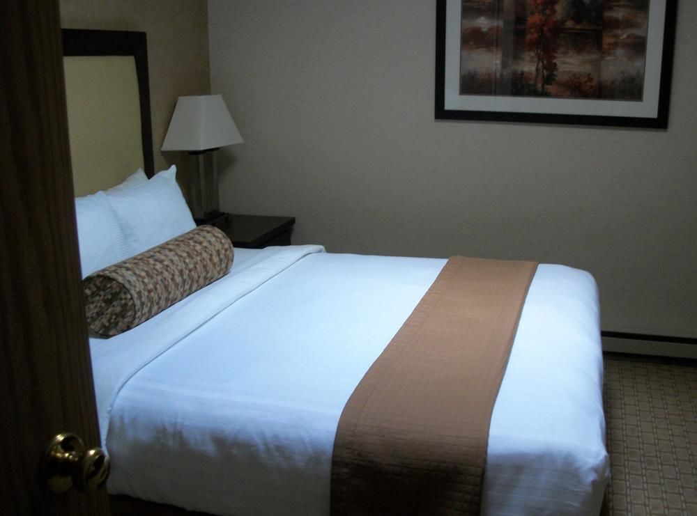 Best Western Plus Emerald Isle Hotel Sidney Εξωτερικό φωτογραφία